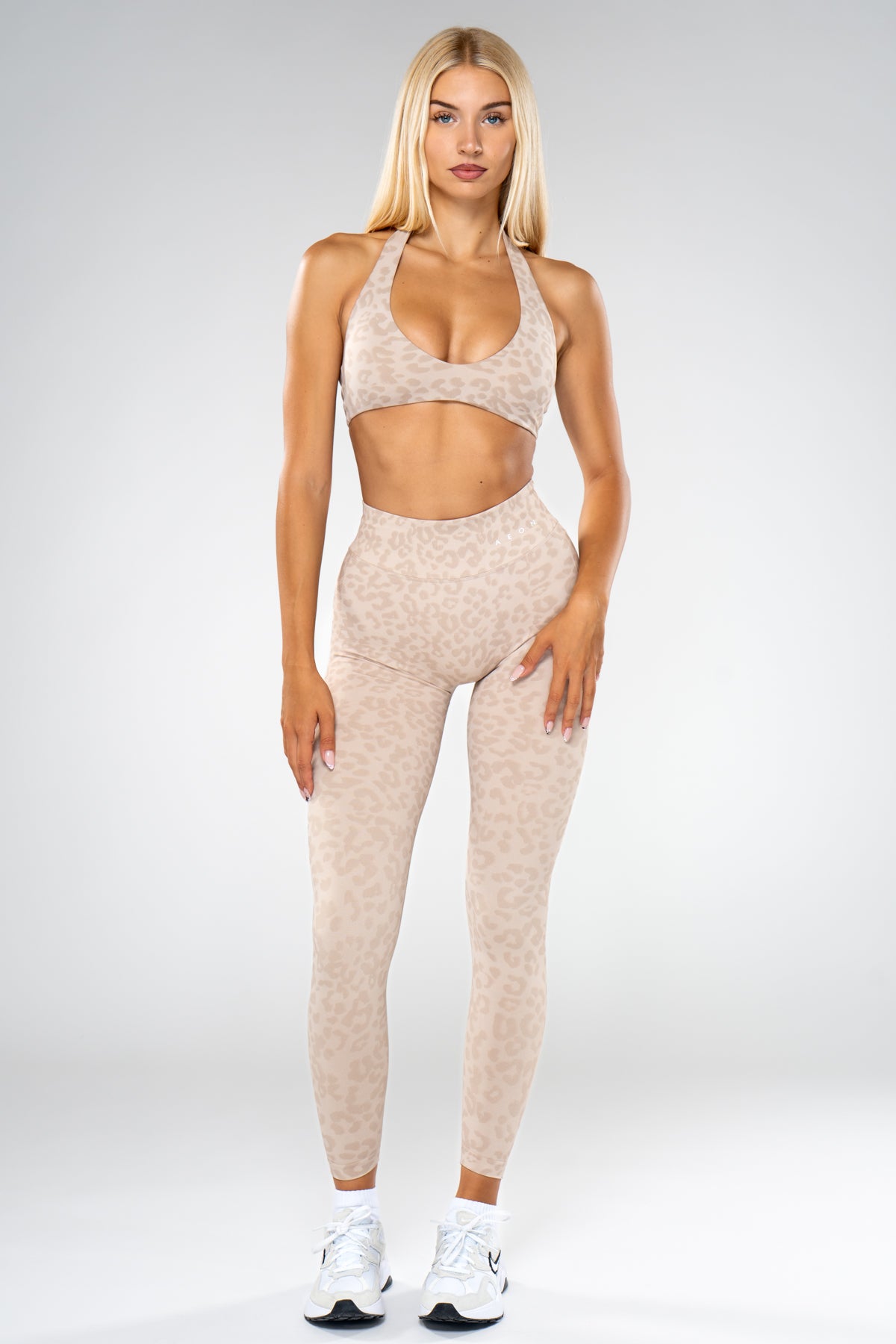 MOTION LEO HALTER NECK BRA V2
