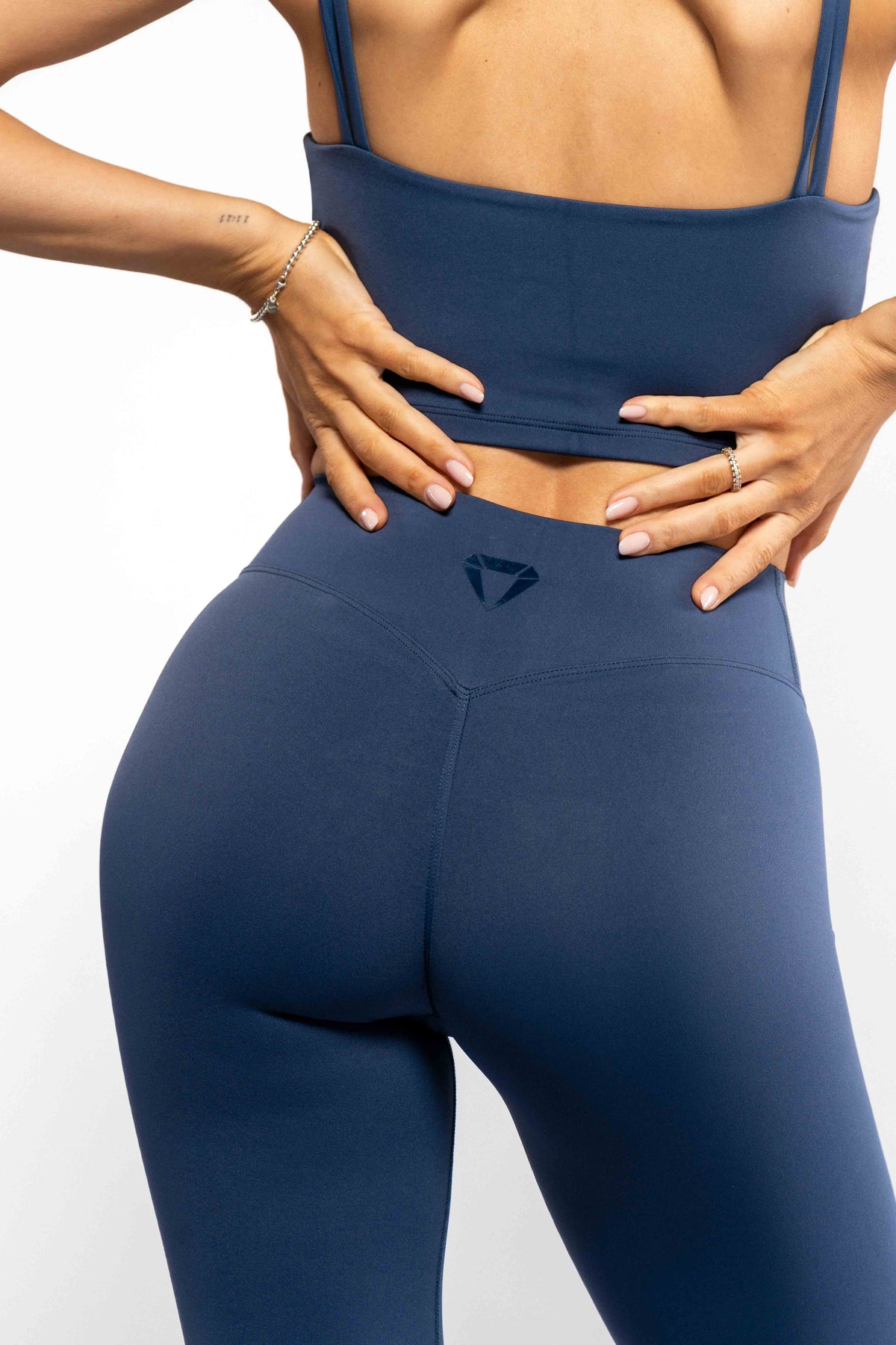 SECOND SKIN SCRUNCH LEGGINGS