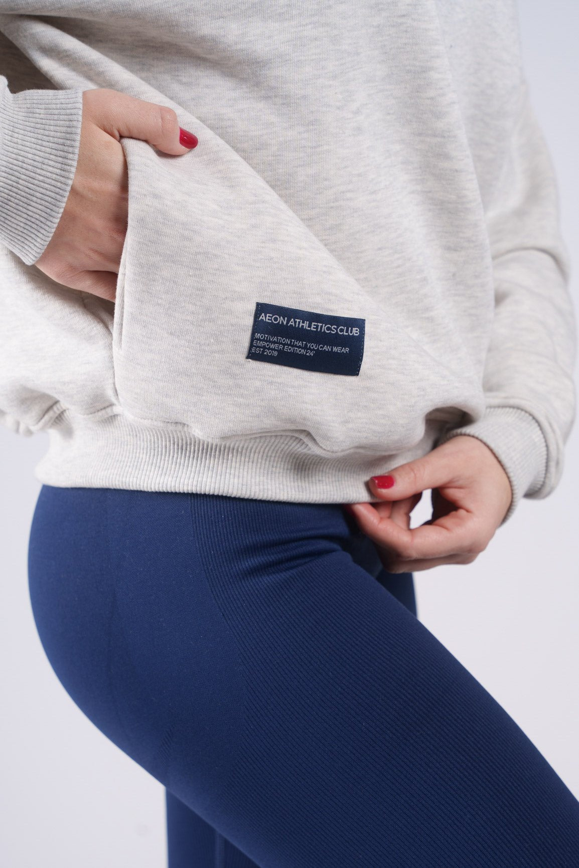 EMPOWER SWEATER - Aeon Athletics