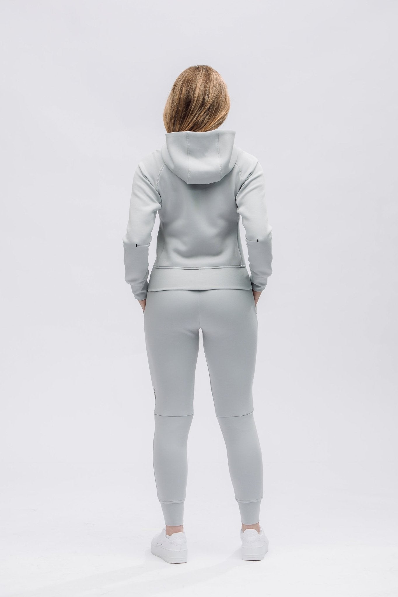 TECHPRO WOMENS TRACKSUIT BUNDLE - WOLF GREY (2 - PIECE) - Aeon Athletics