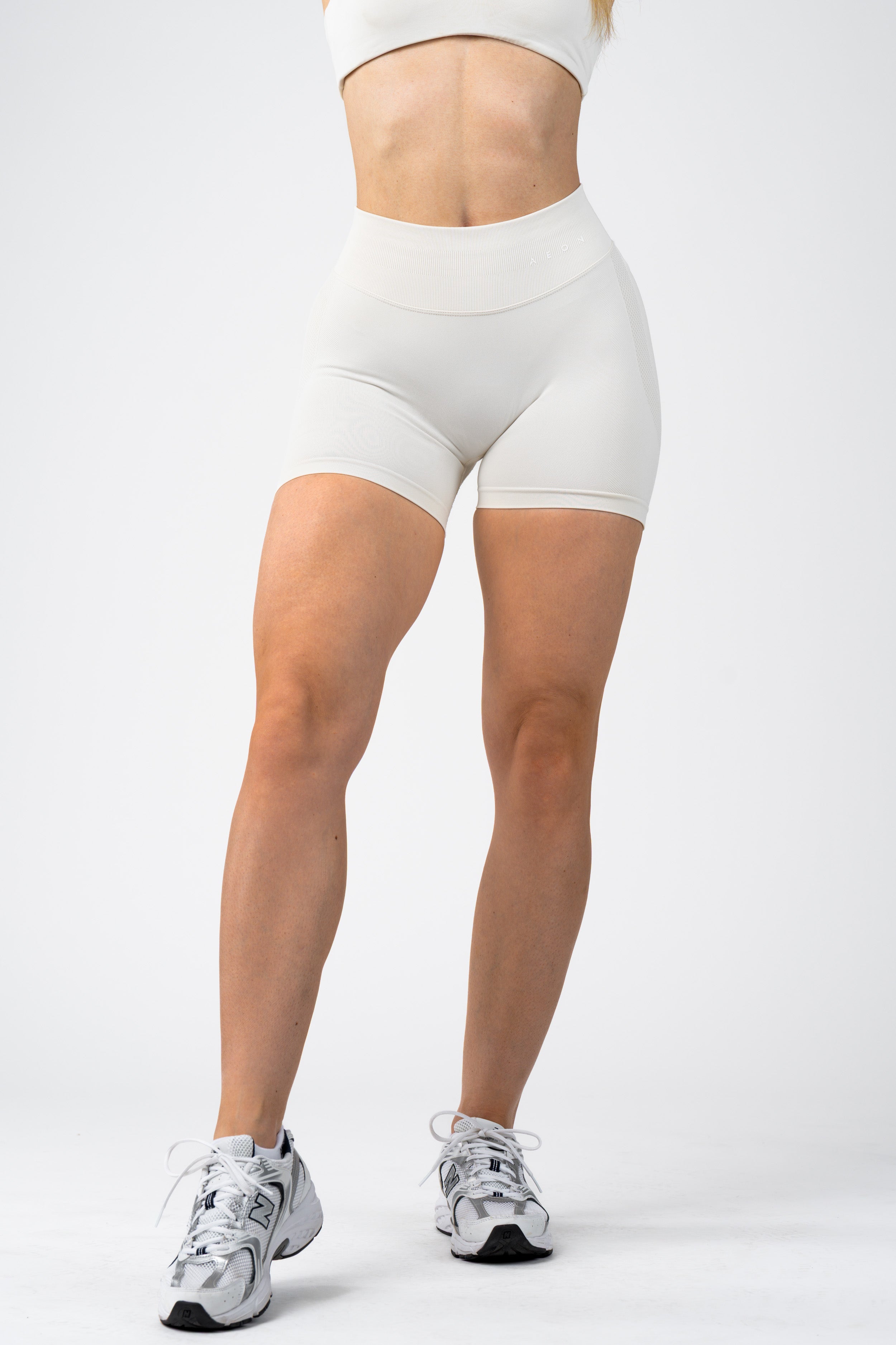 MOTION SEAMLESS SHORTS V2