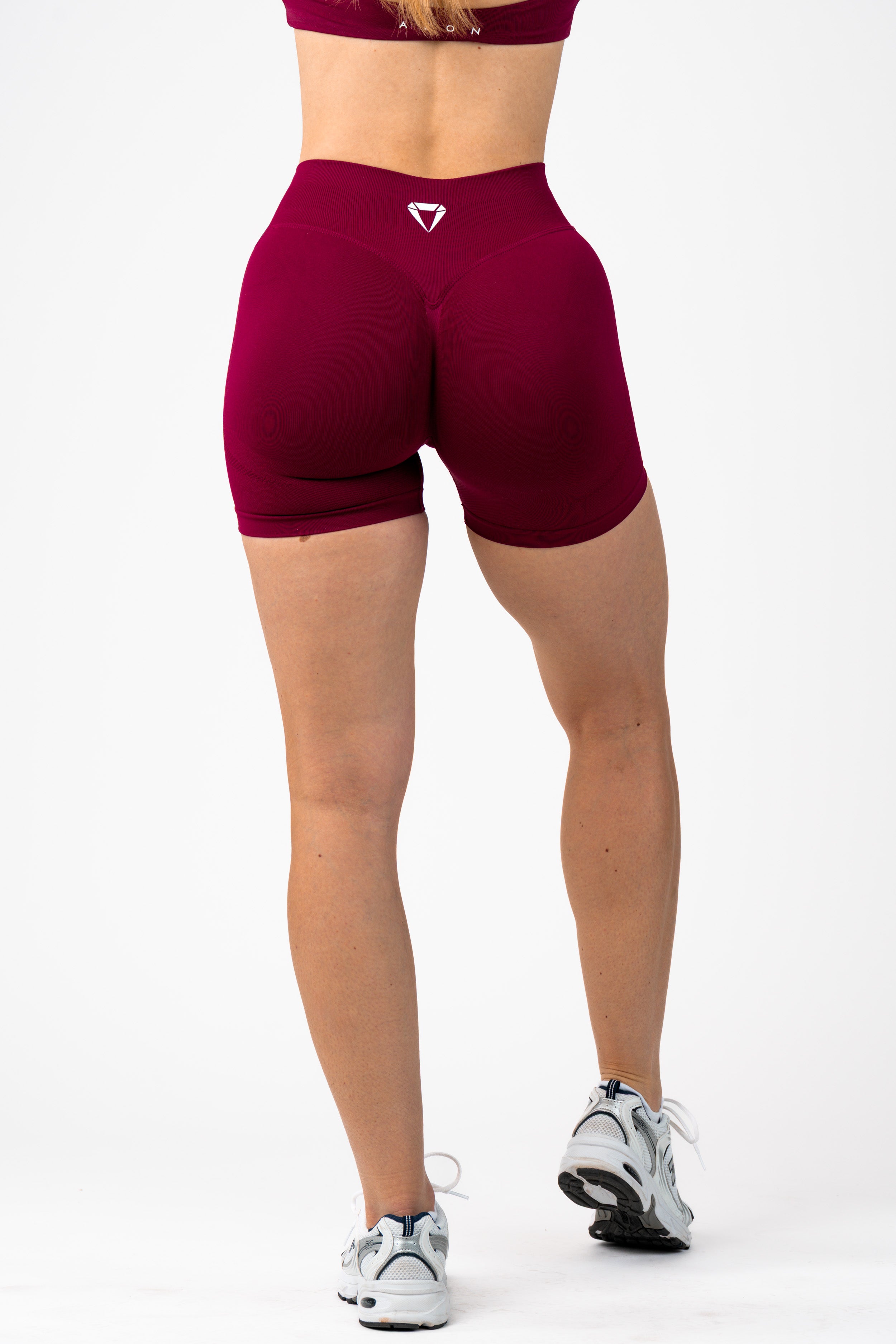 MOTION SEAMLESS SHORTS V2