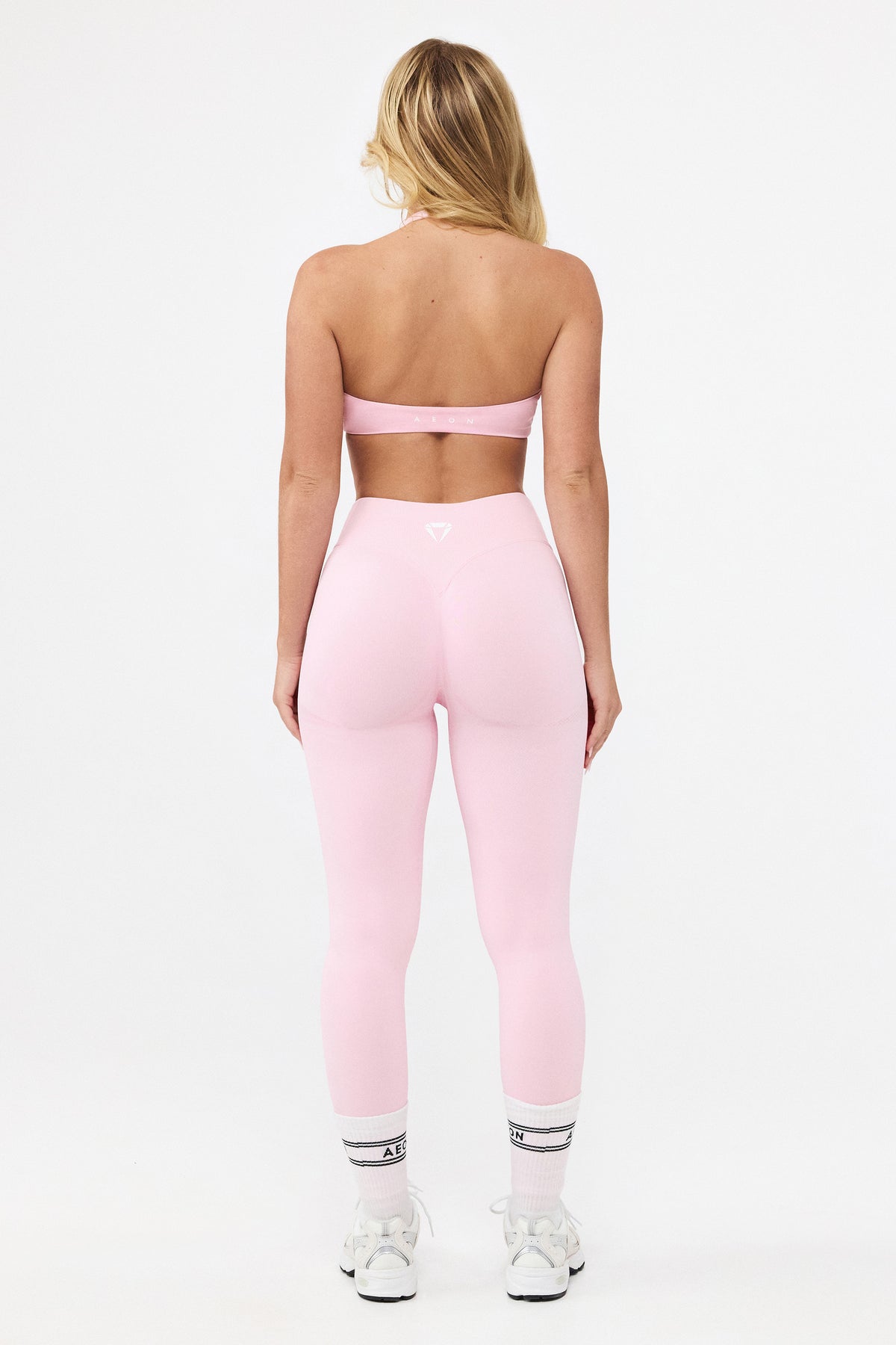 MOTION HALTER NECK BRA V2