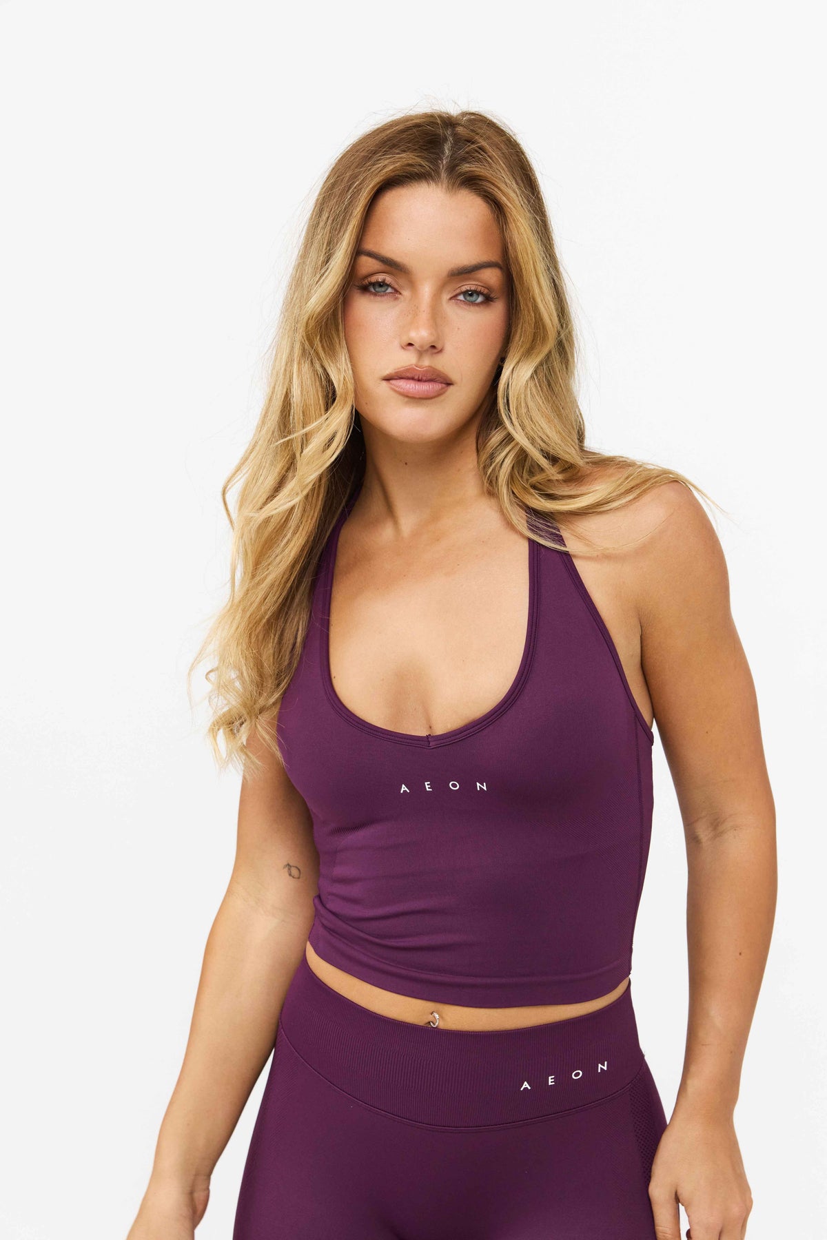 MOTION HALTER NECK TOP V2