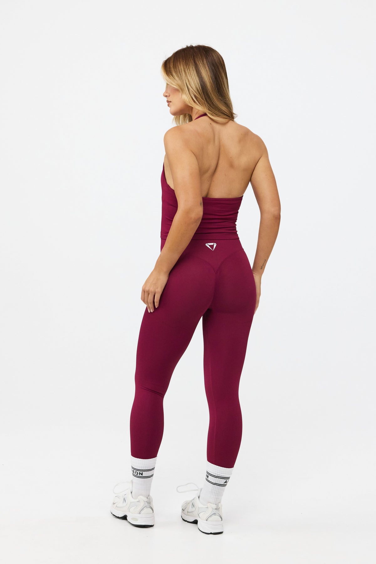 MOTION HALTER NECK TOP V2