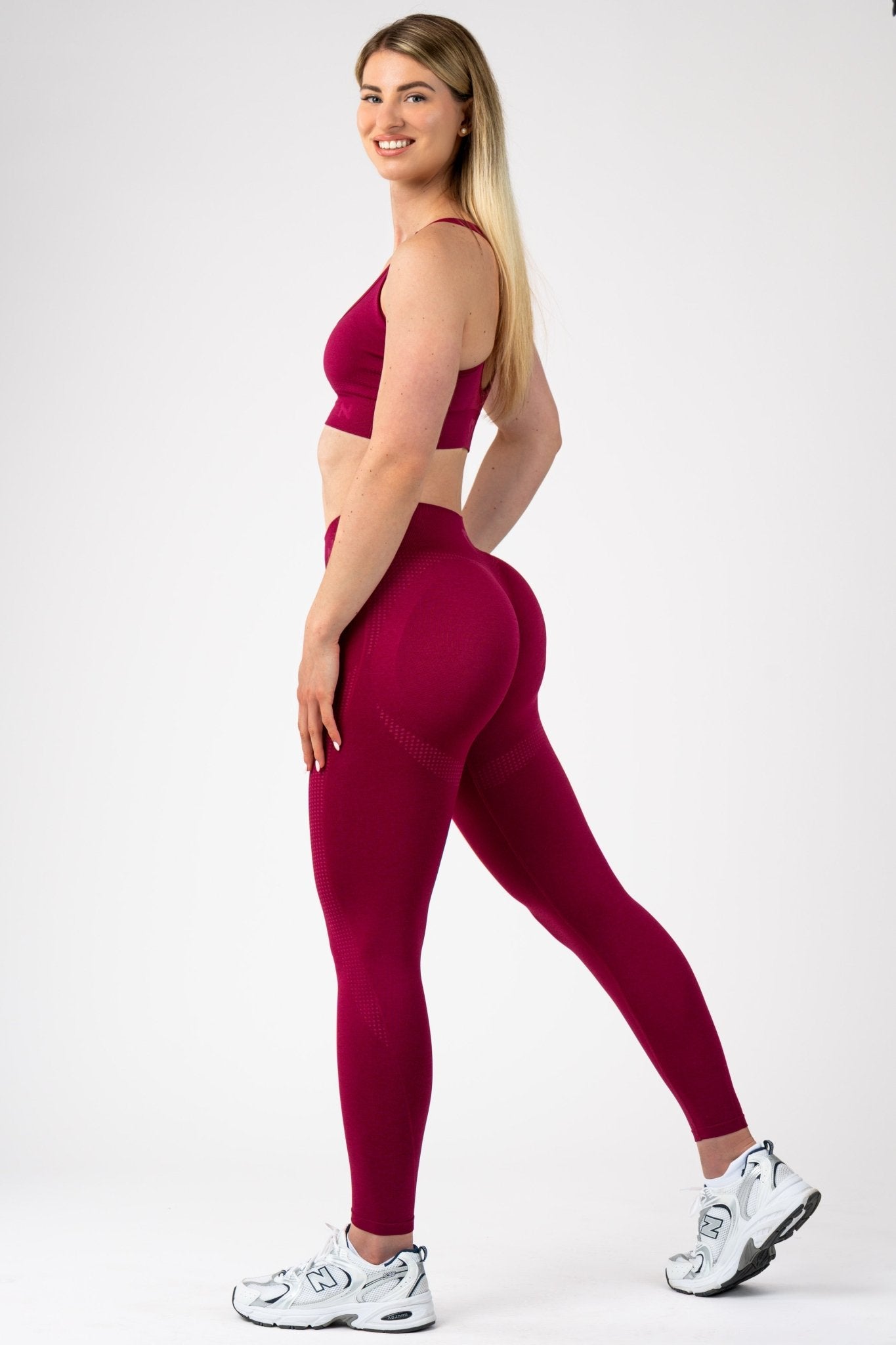 ELEVATE SEAMLESS LEGGINGS - Aeon Athletics