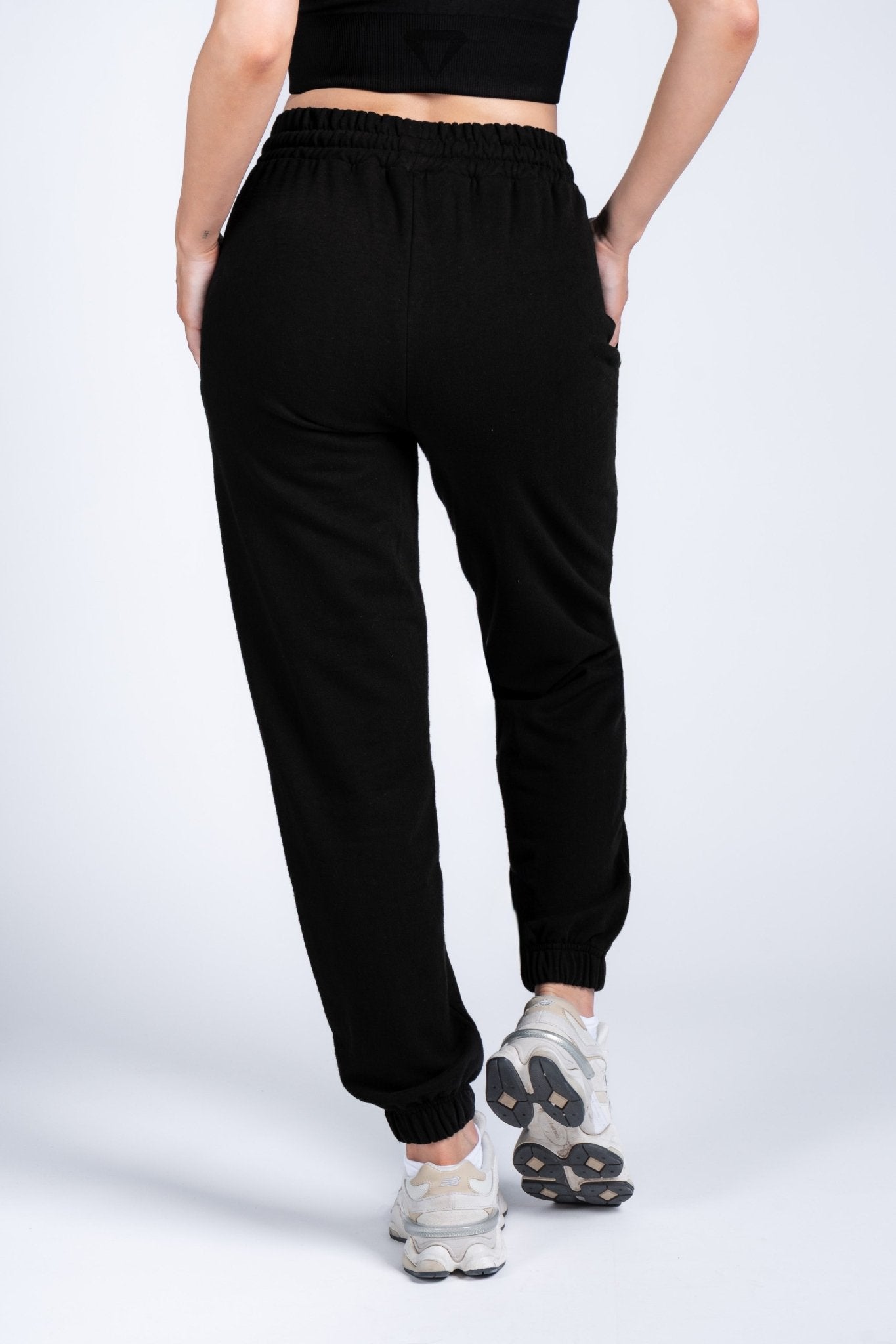 ELEVATE TRACKSUIT BUNDLE - BLACK (3 - PIECE) - Aeon Athletics