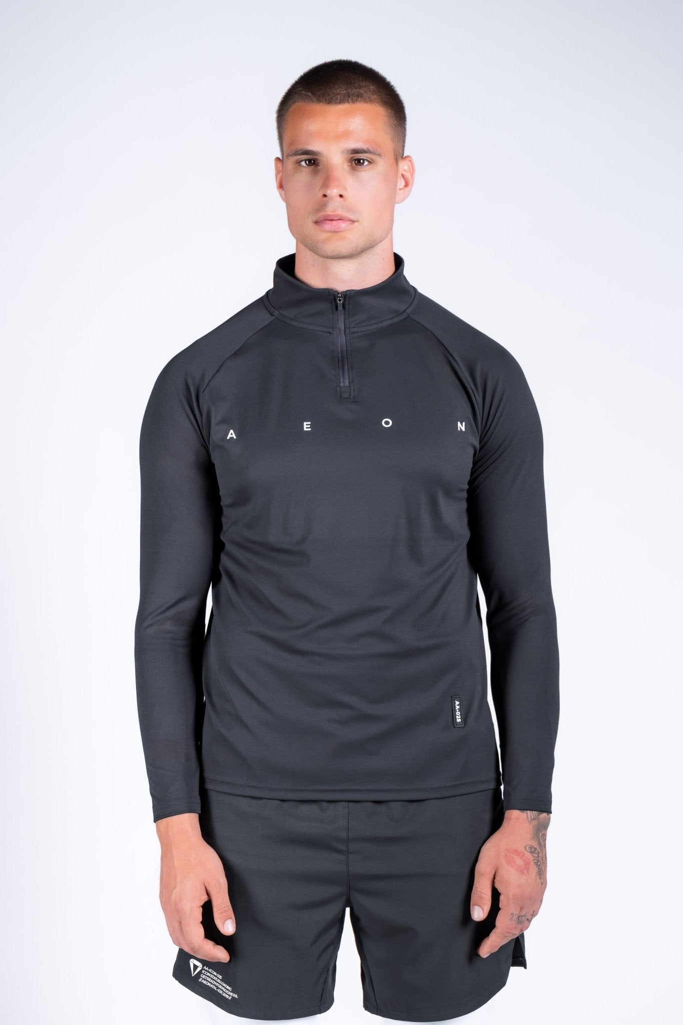 ICON PERFORMANCE HALF ZIP TEE - Aeon Athletics